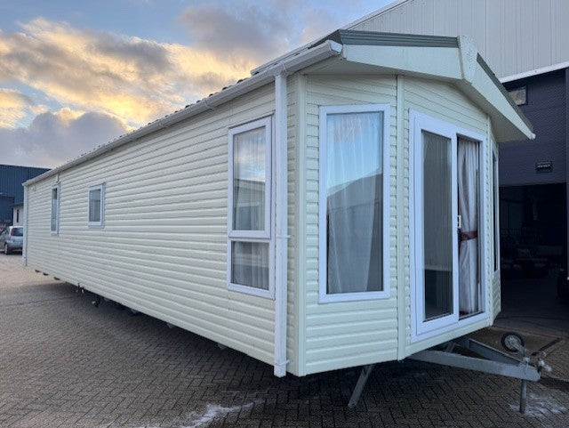 Chalet plastique 10,00 x 4,00 - 2 chambres. VENDU!