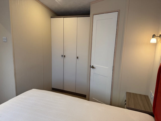 Chalet plastique 10,00 x 4,00 - 2 chambres. VENDU!