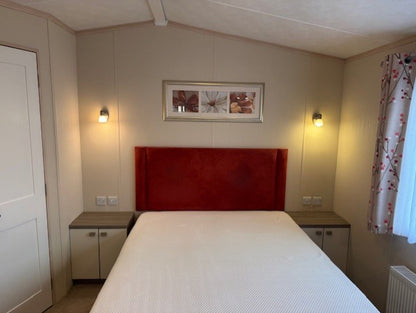 Chalet plastique 10,00 x 4,00 - 2 chambres. VENDU!